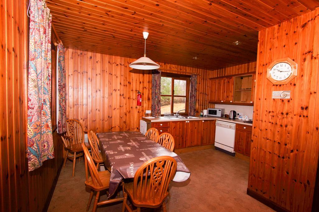 Tullochwood Lodges Forres Exterior foto